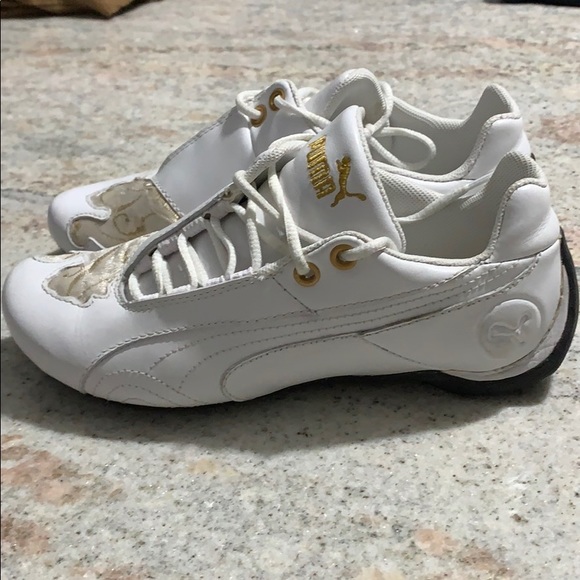 Puma shoes with satin gold detail - Picture 2 of 6